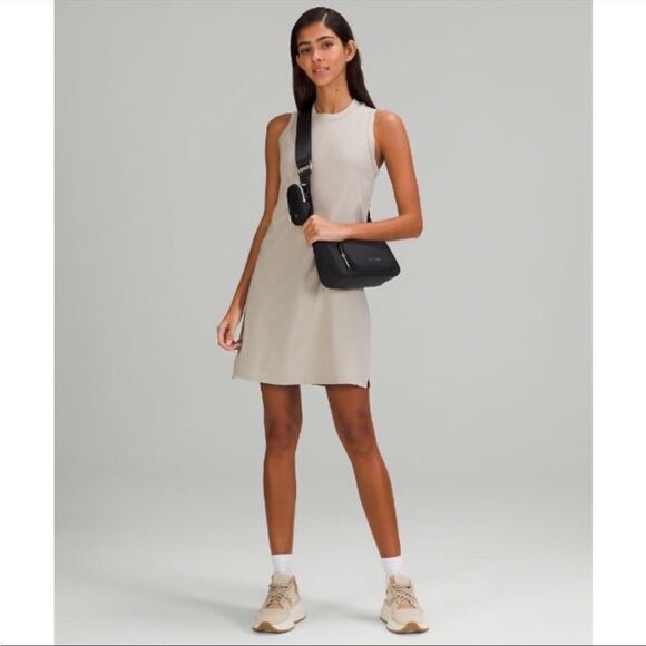 EUC Lululemon Athletica Crossbody Bag with Nano
Pouch Black - Picture 7 of 8